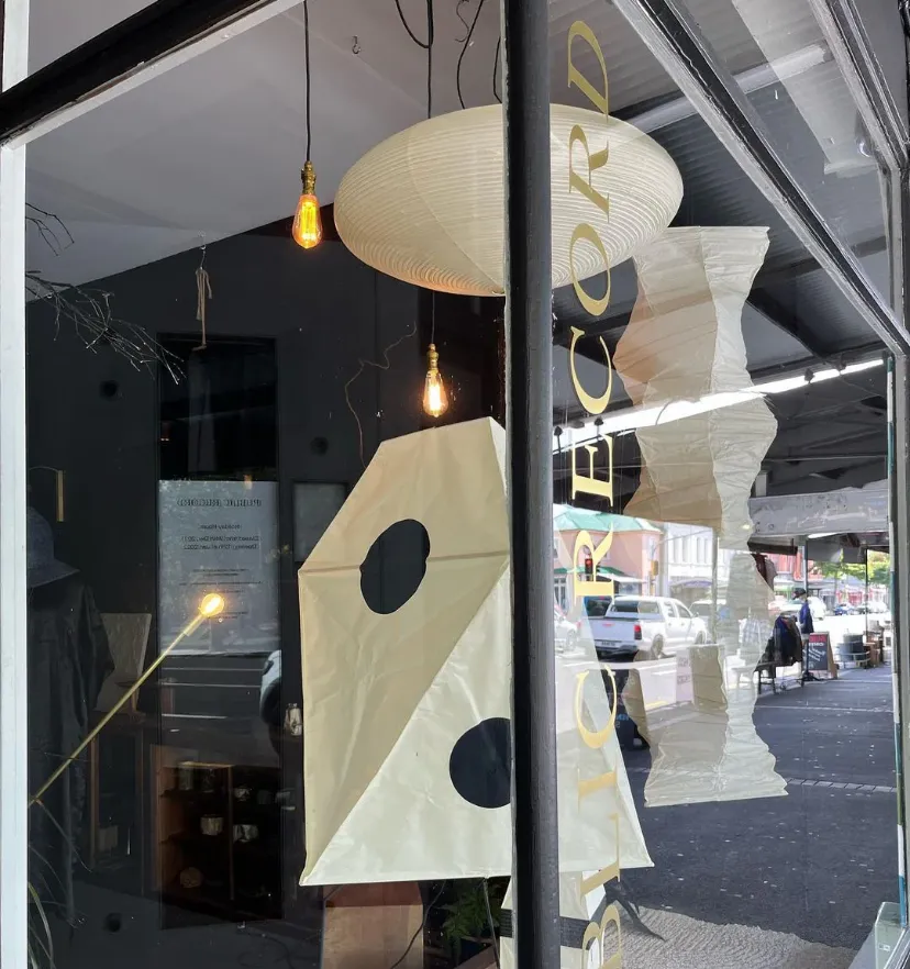 Akari 15A Pendant Light