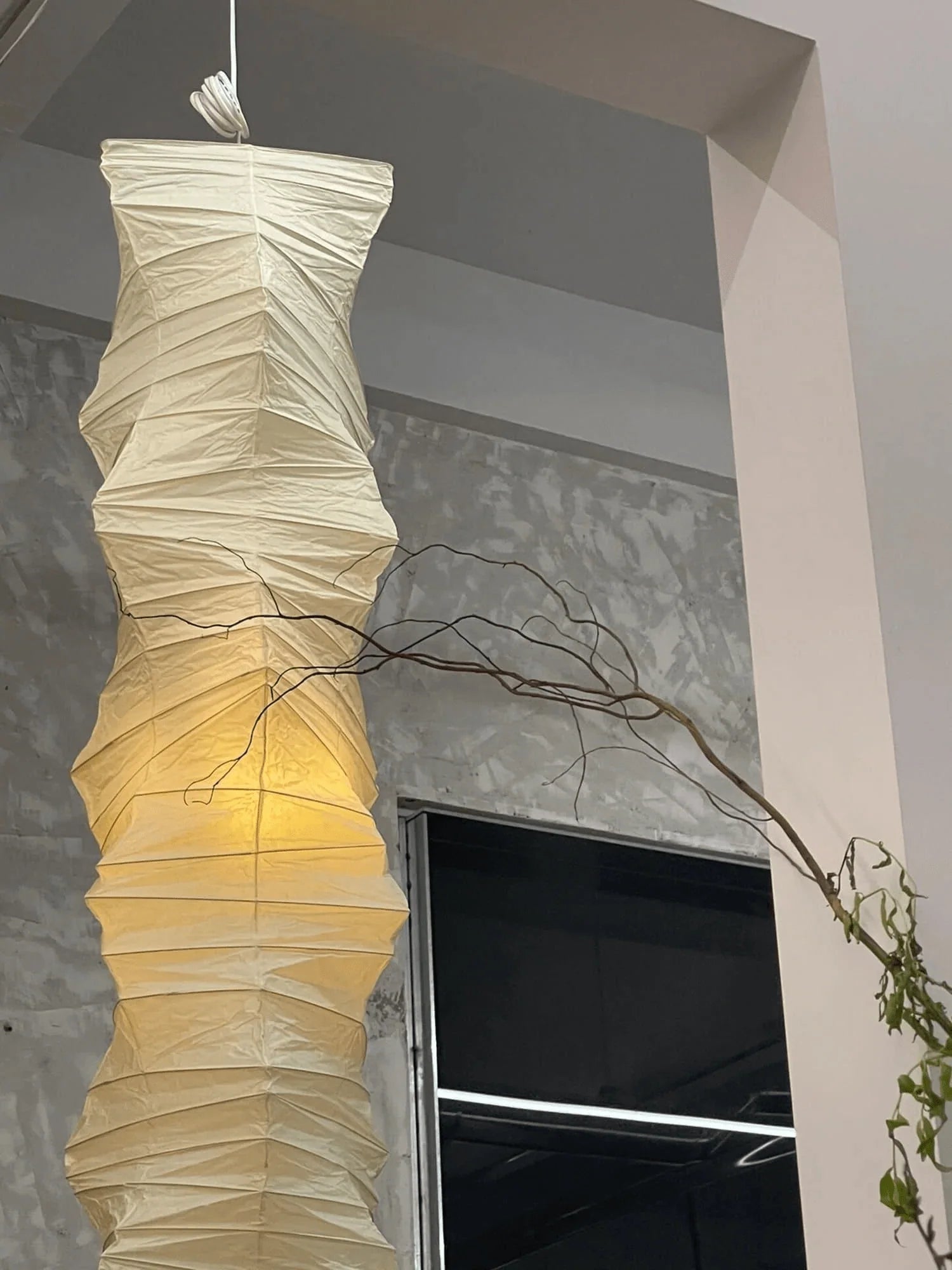 Akari 33N Pendant Light