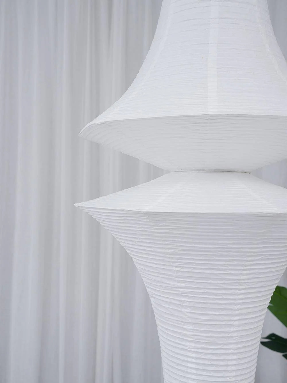 Akari E Pendant Lamp