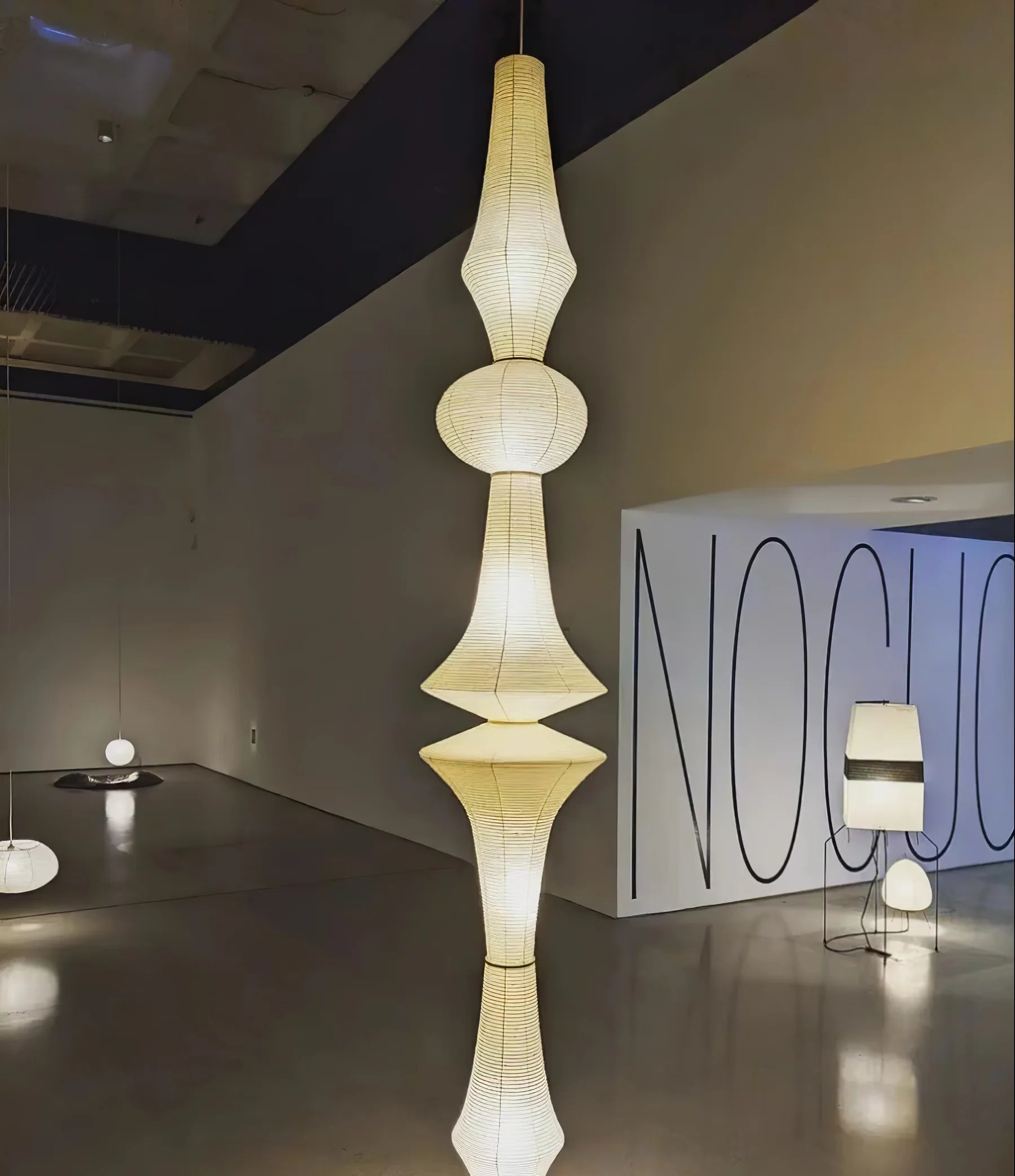 Akari E Pendant Lamp