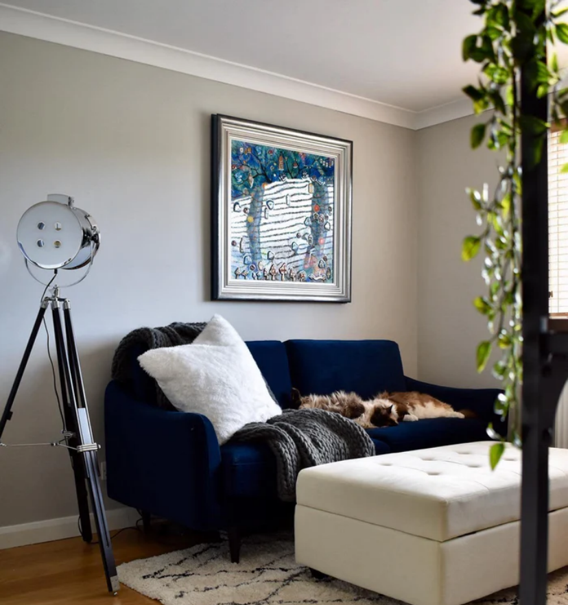 Alfred Tripod Floor Lamp