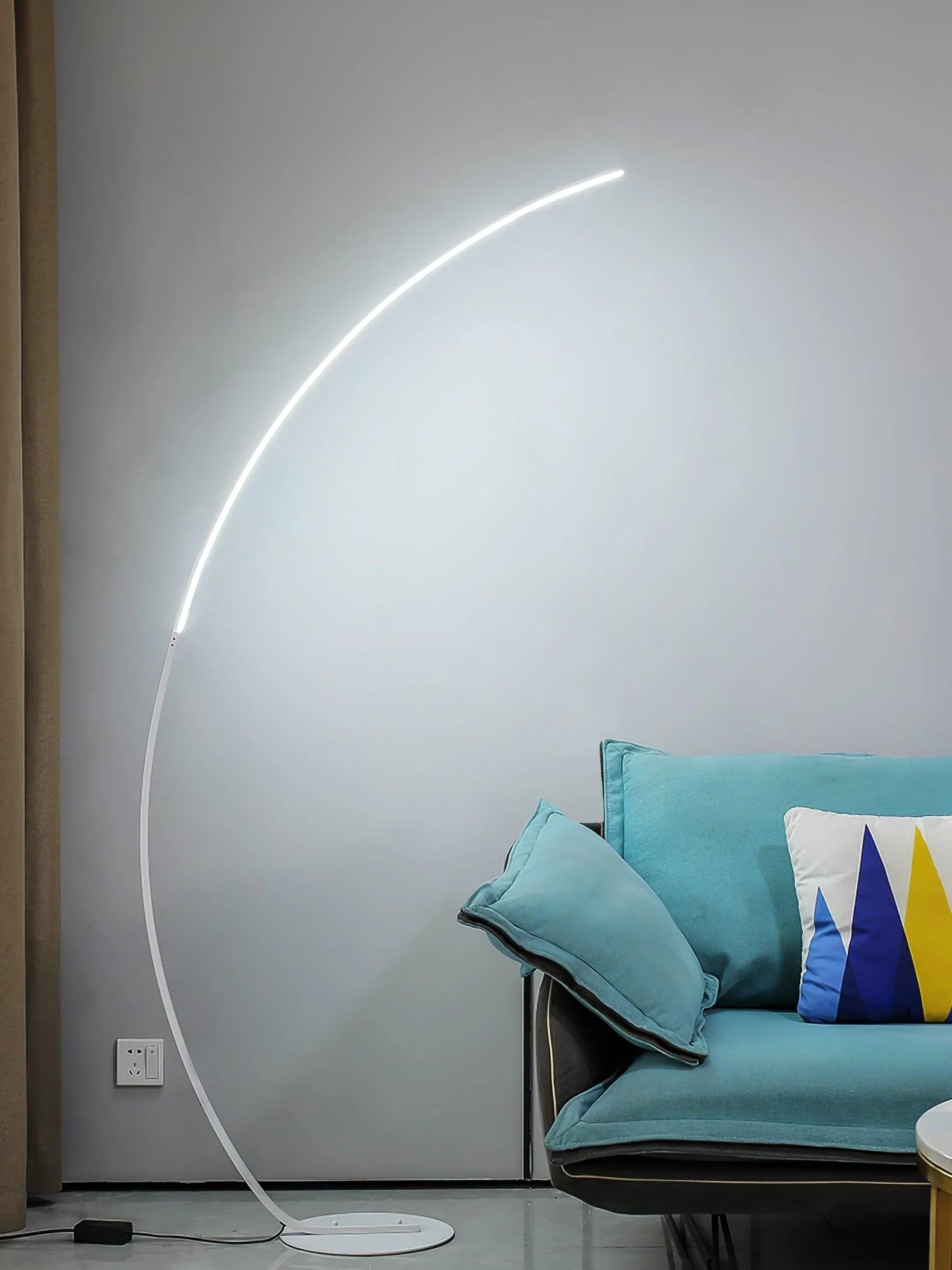Arc LED Floor Lamp