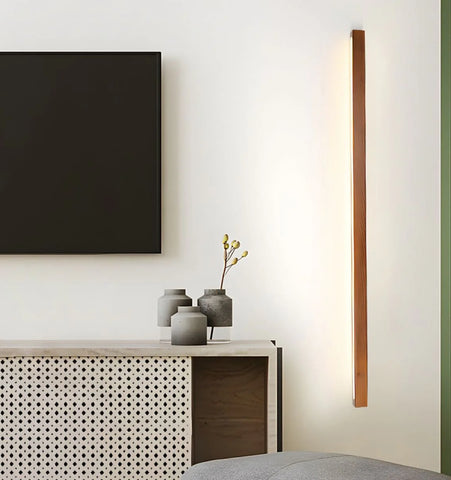 Arlo Linear Wood Wall Light
