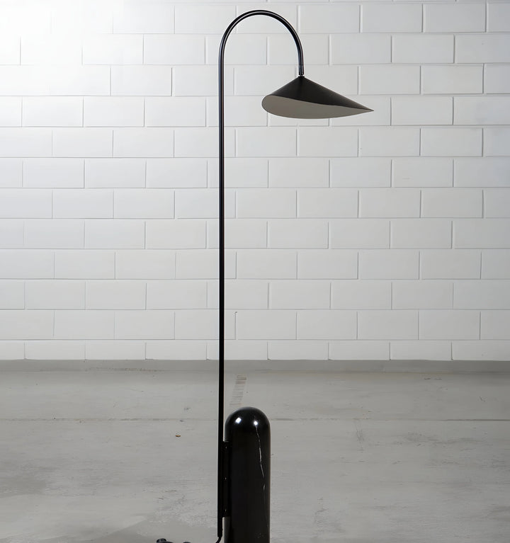 ARUM FLOOR LAMP