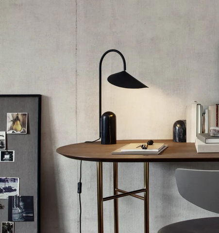 ARUM TABLE LAMP