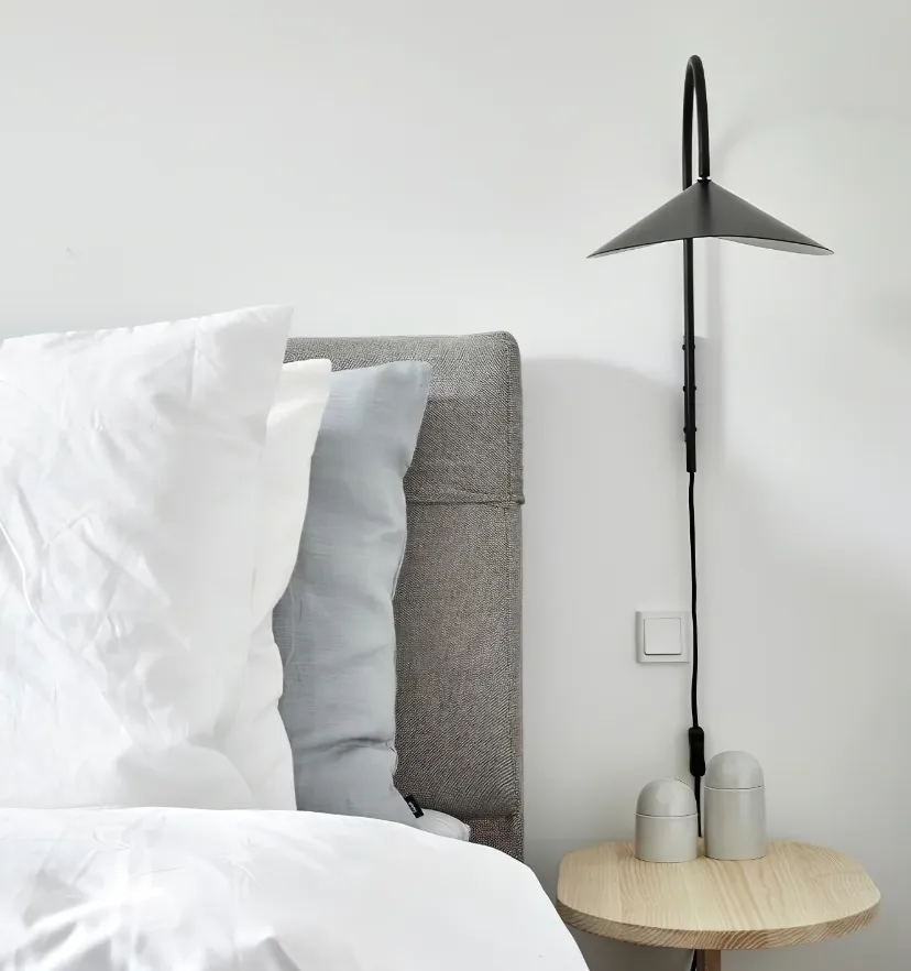 ARUM WALL LAMP