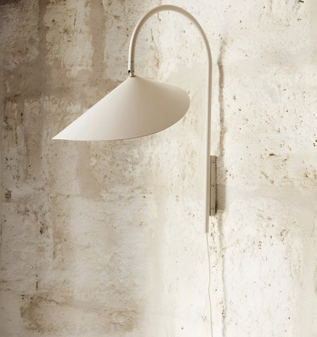 ARUM WALL LAMP