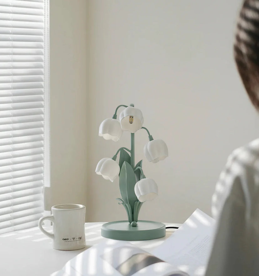 Bell Orchid Table Lamp