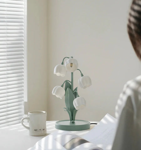 Bell Orchid Table Lamp
