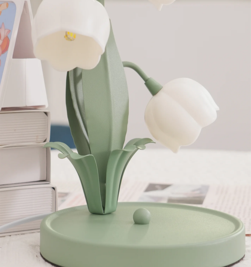 Bell Orchid Table Lamp