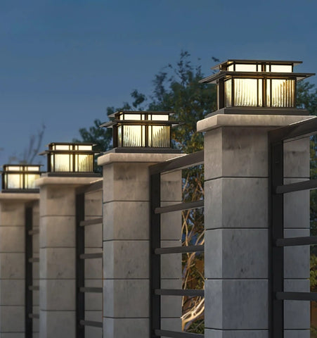 Boilyn Pillar Outdoor Light