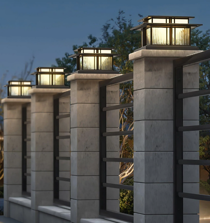 Boilyn Pillar Solar Outdoor Light