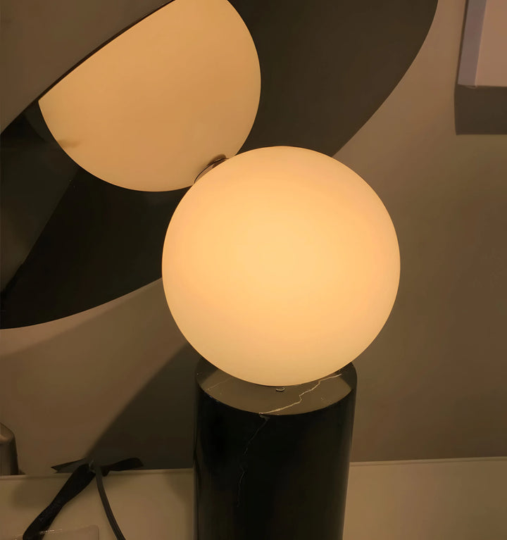 BOLA DISC TABLE LAMP