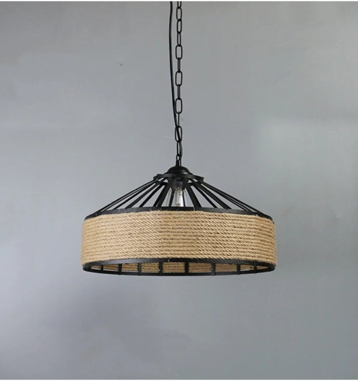 BRAIDED SISAL ROPE PENDANT LIGHT