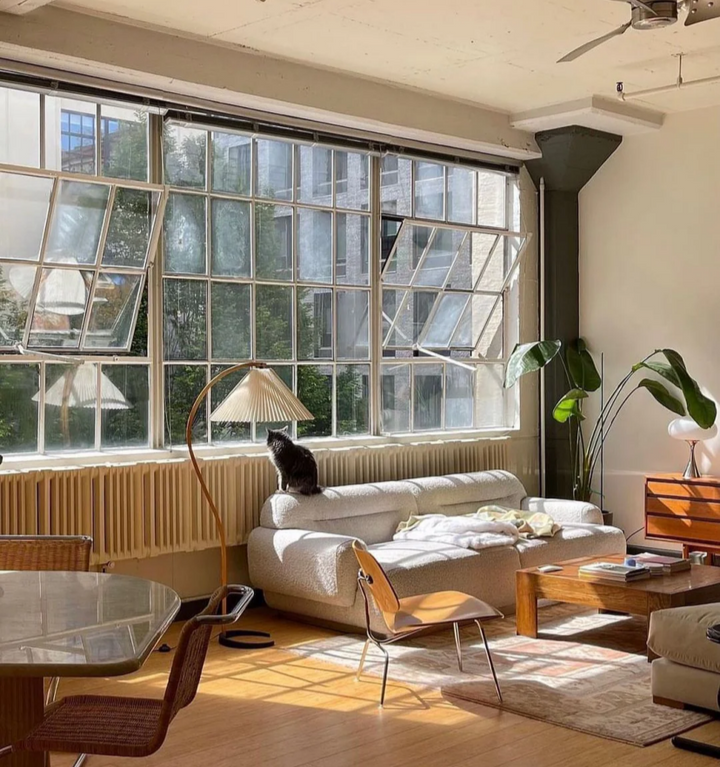 Caprani Floor Lamp