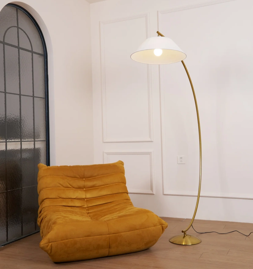 Circo Floor Lamp