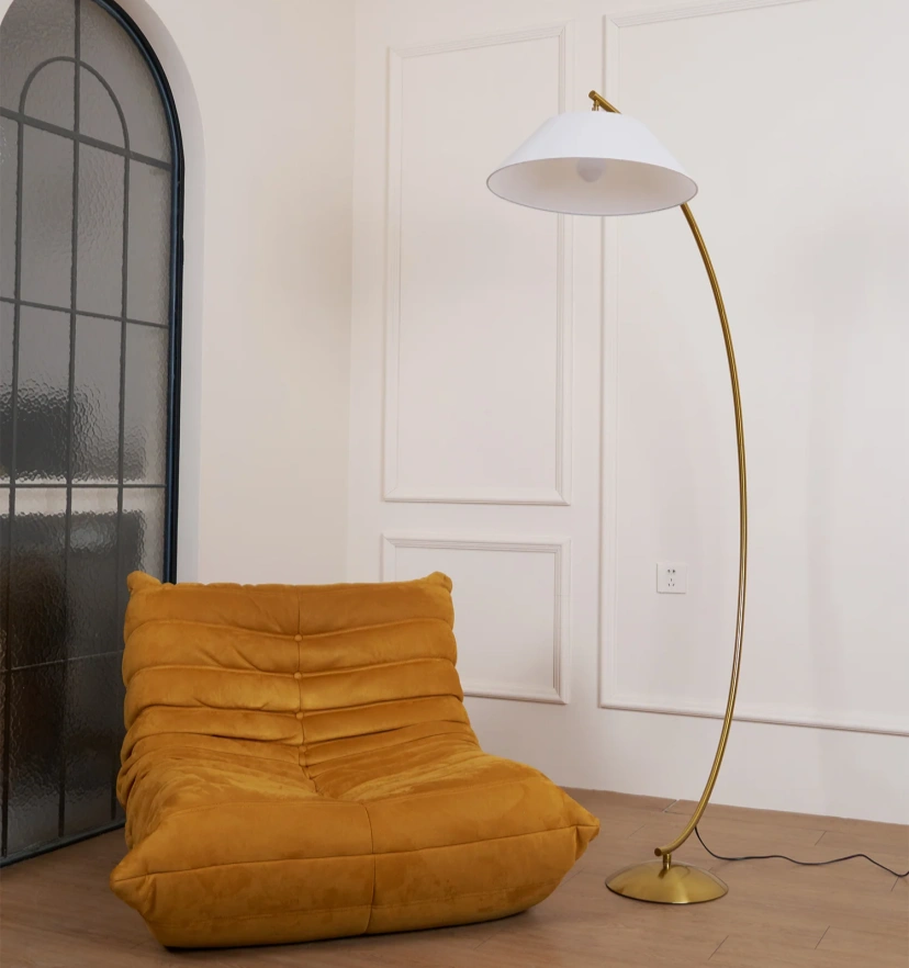 Circo Floor Lamp