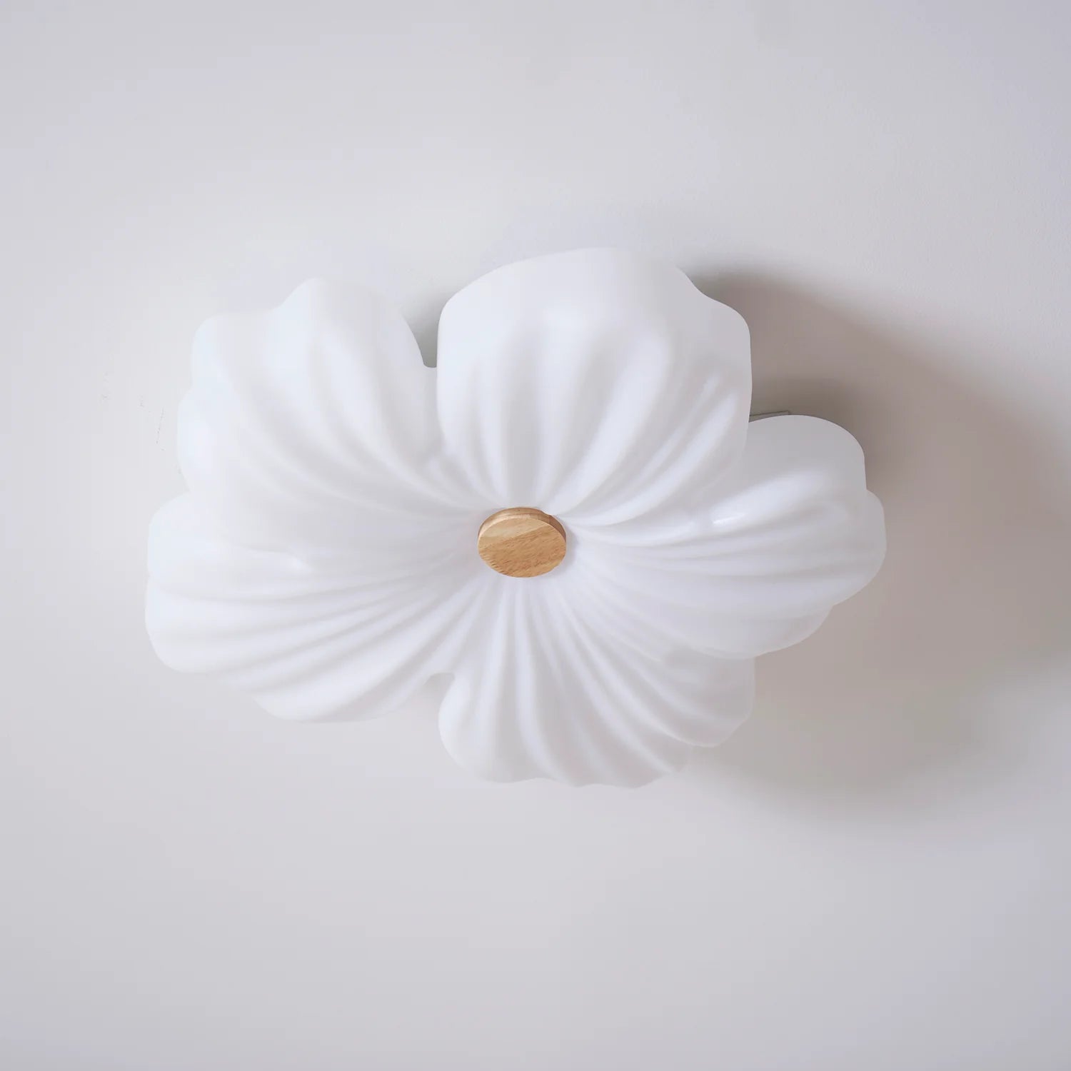 Cream Flower Ceiling Lamp - Yiarolight