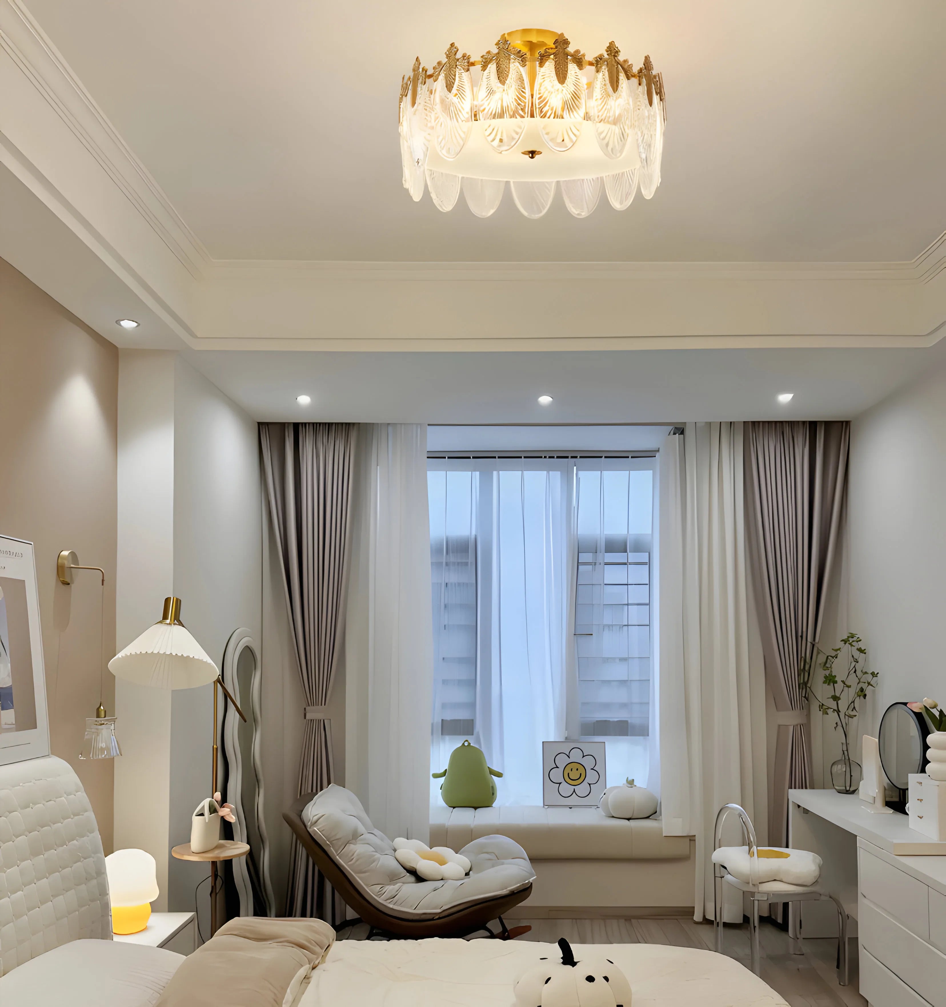 Decorative Pattern Glass Round Chandelier