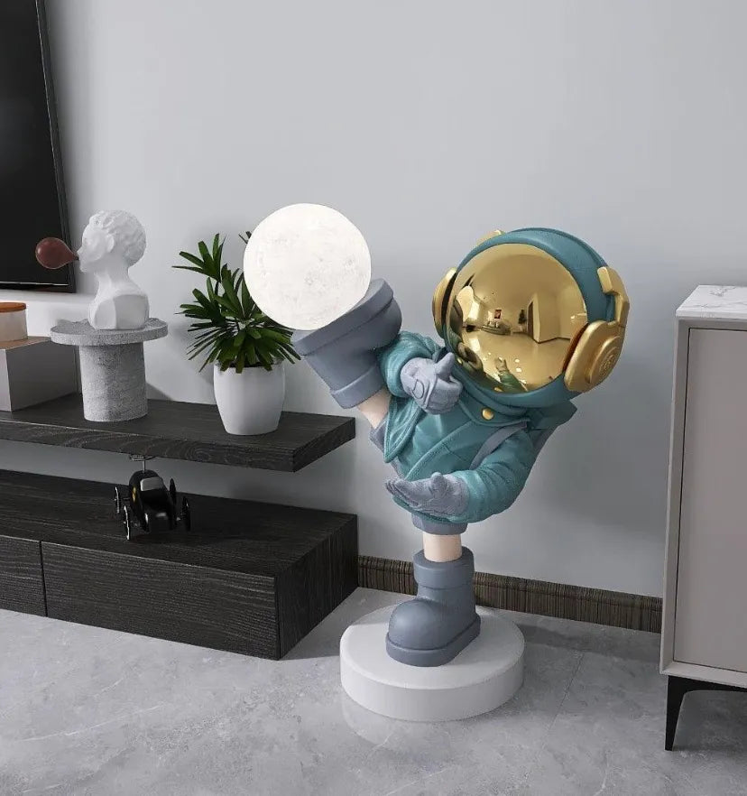 Effort Astronaut Floor Lamp