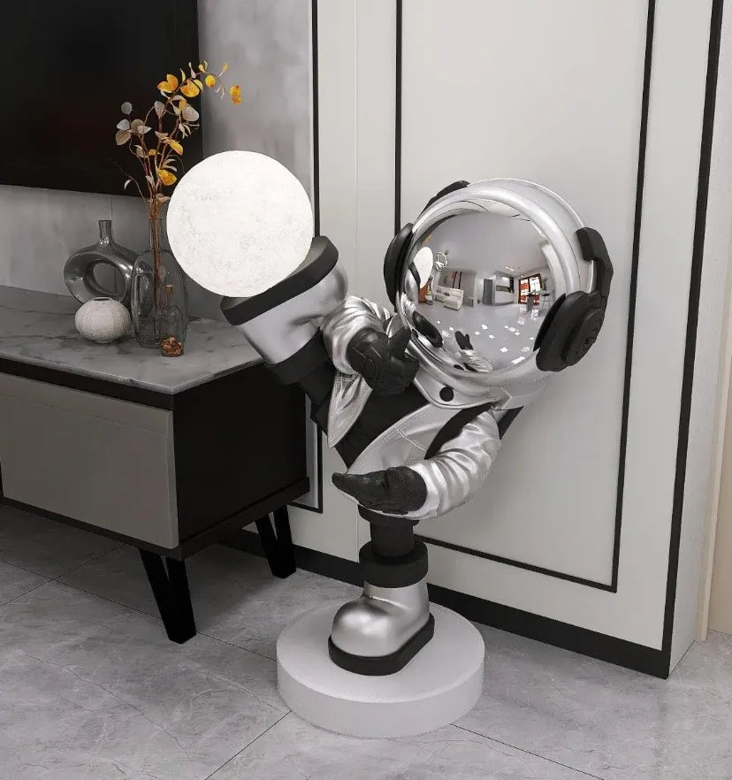 Effort Astronaut Floor Lamp