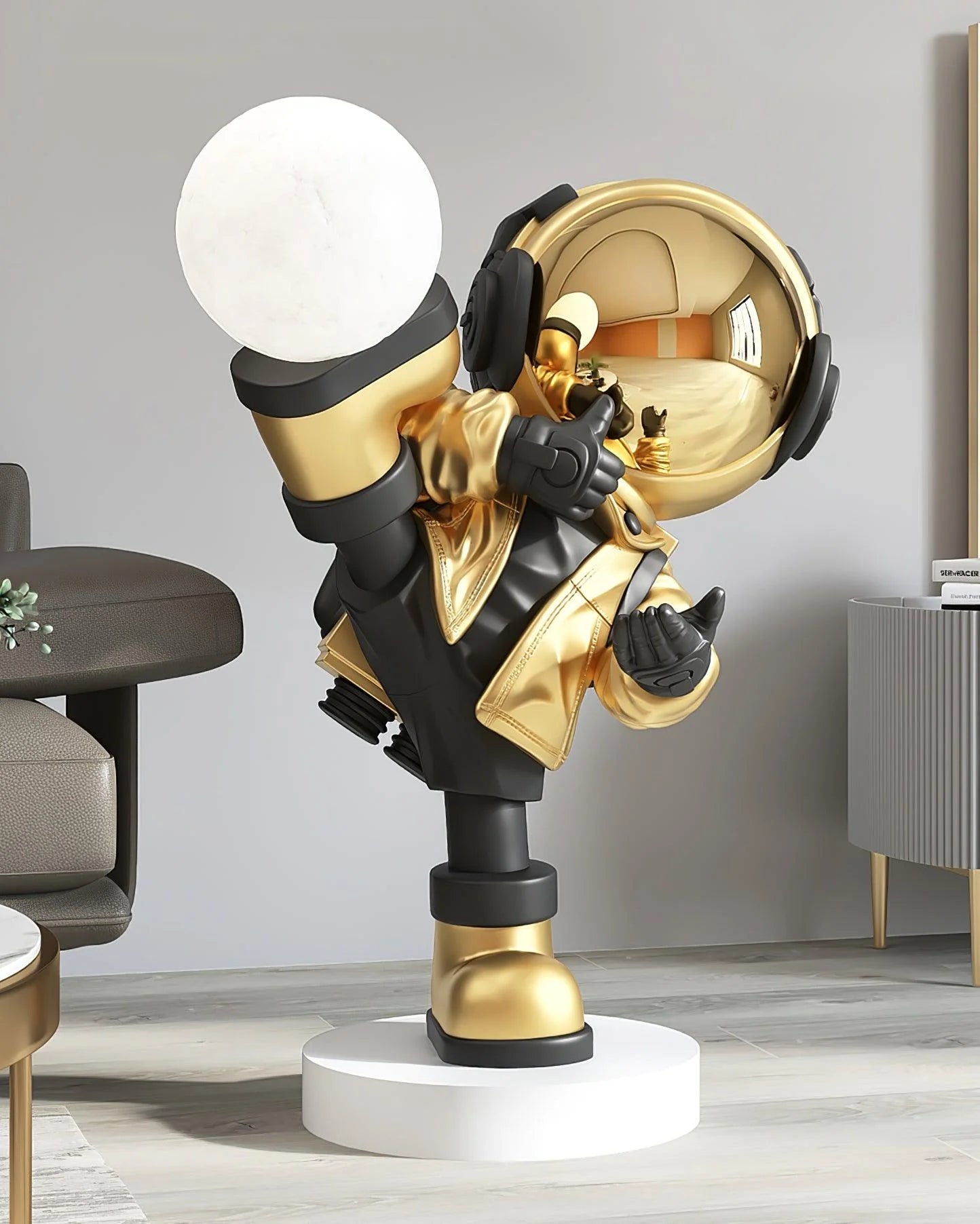 Effort Astronaut Floor Lamp