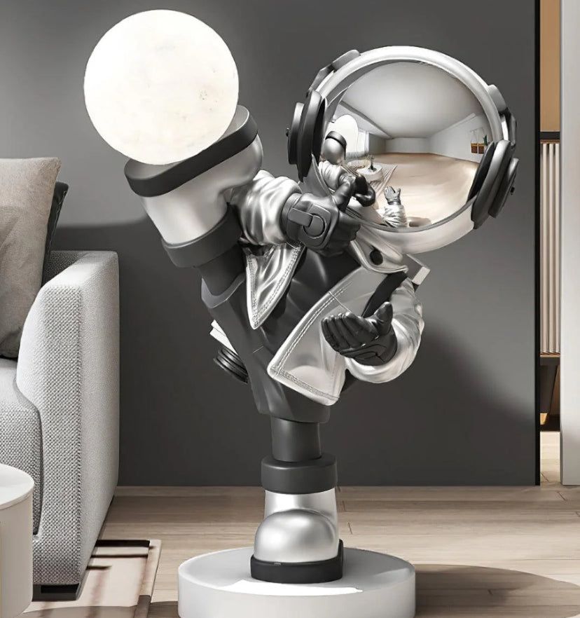 Effort Astronaut Floor Lamp