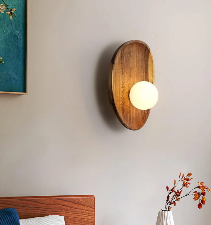 Eivor Wall Lamp