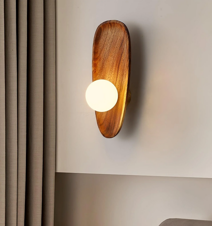 Eivor Wall Lamp