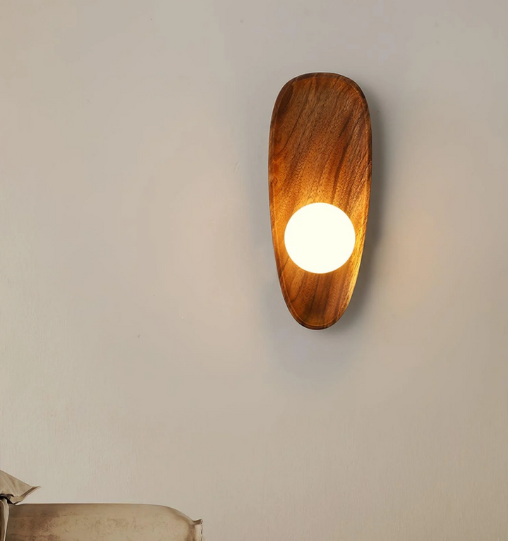 Eivor Wall Lamp
