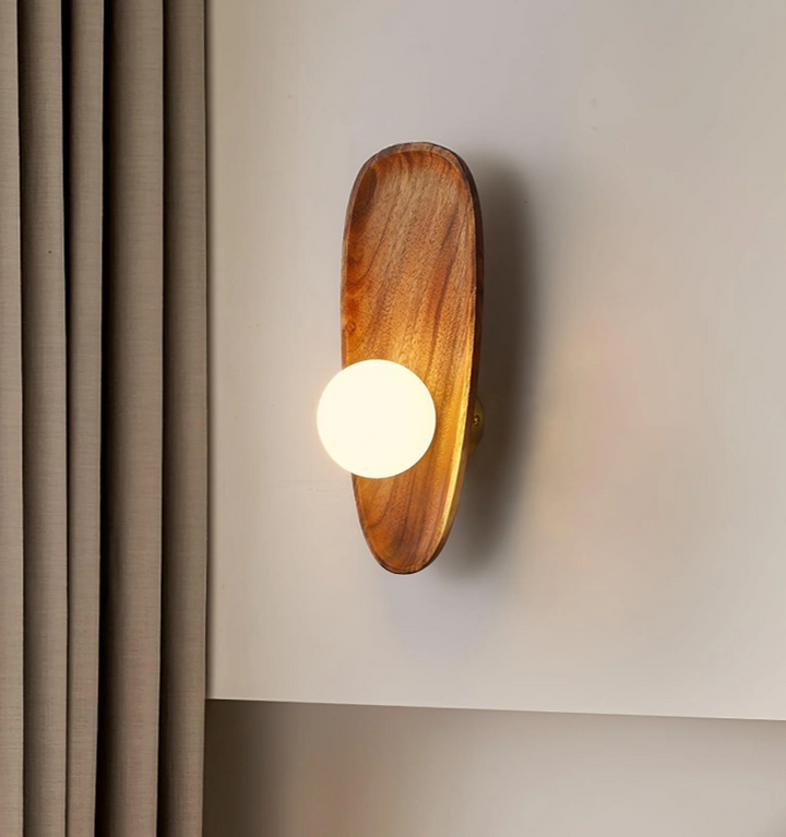 Eivor Wall Lamp