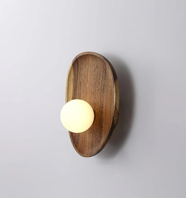 Eivor Wall Lamp