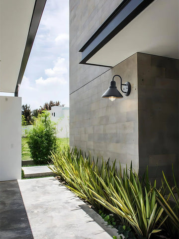 Fable Outdoor Wall Lamp - Yiarolight