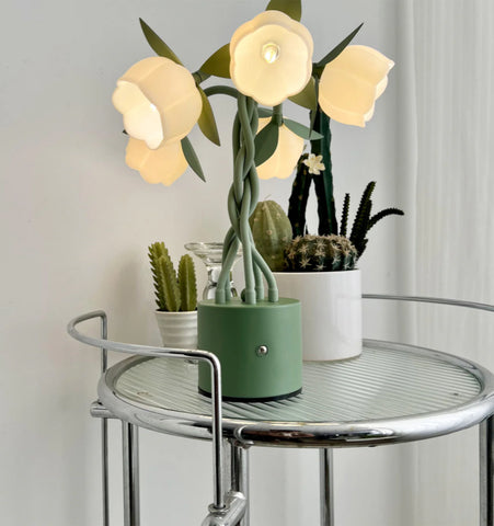 Faira Flower Table Lamp