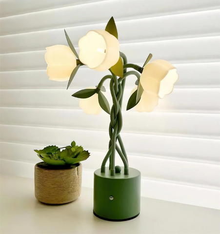 Faira Flower Table Lamp