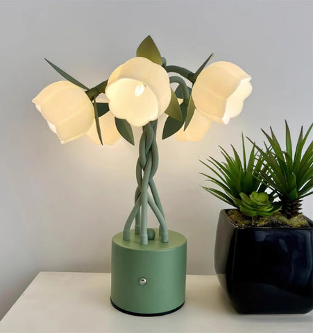 Faira Flower Table Lamp