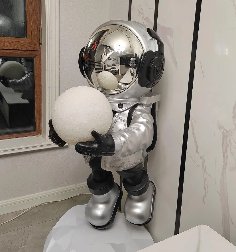 Fantasy Astronaut Floor Light