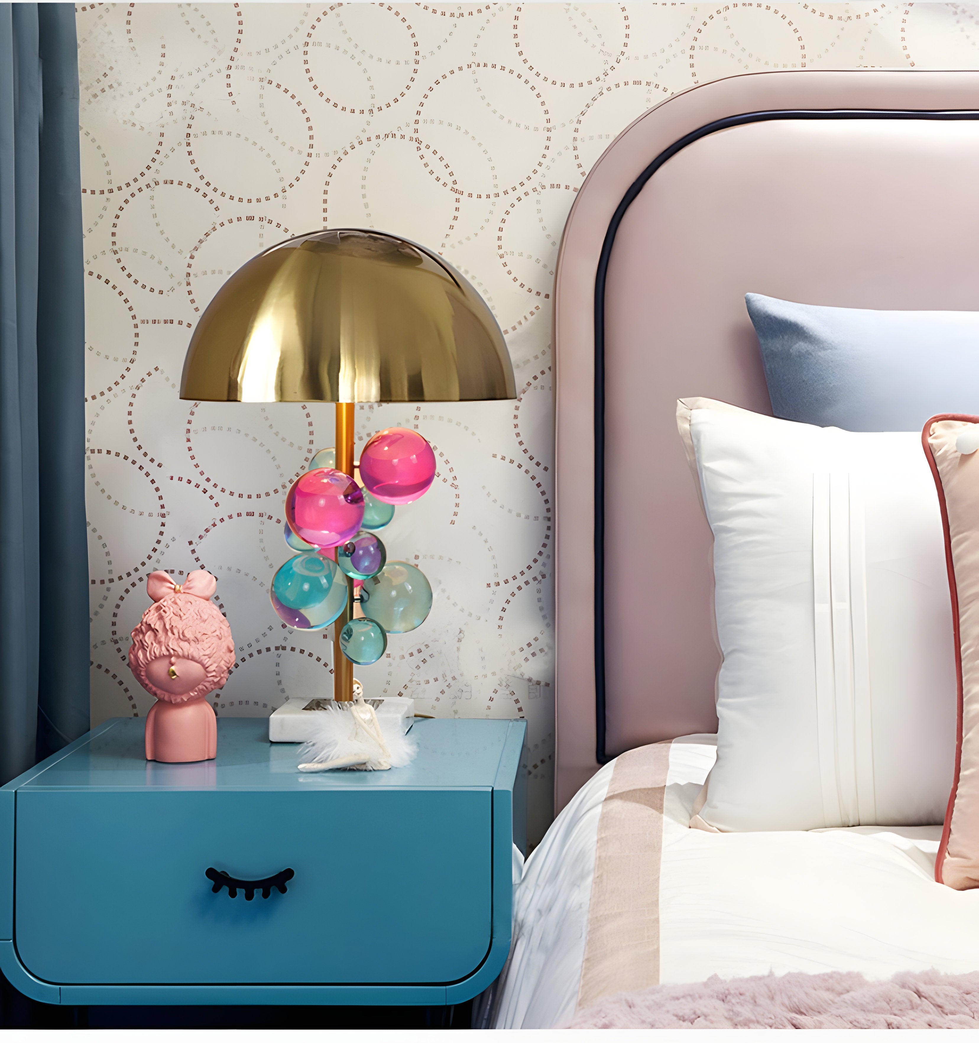 GLOBO TABLE LAMP