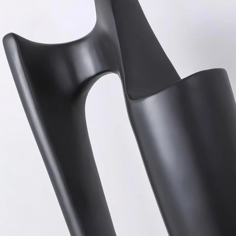 Guardian Sculpture Floor Lamp - Yiarolight