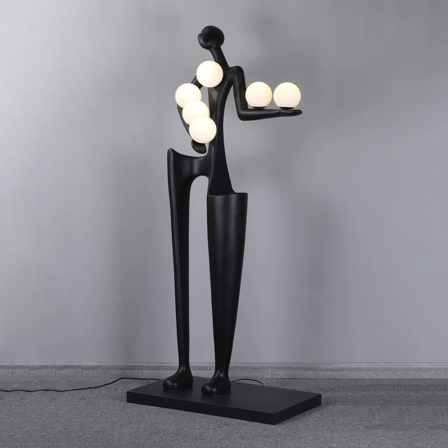 Guardian Sculpture Floor Lamp - Yiarolight