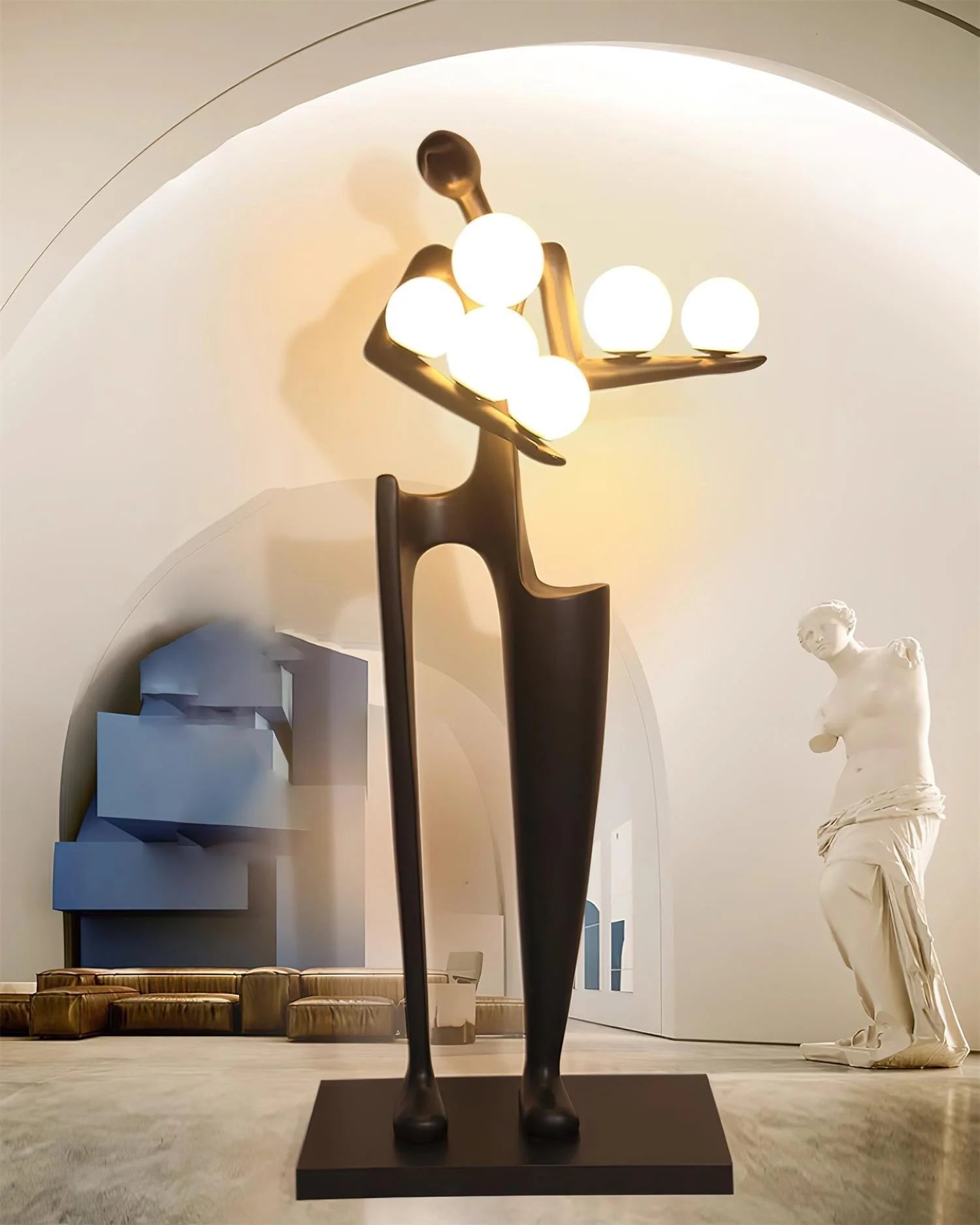 Guardian Sculpture Floor Lamp - Yiarolight