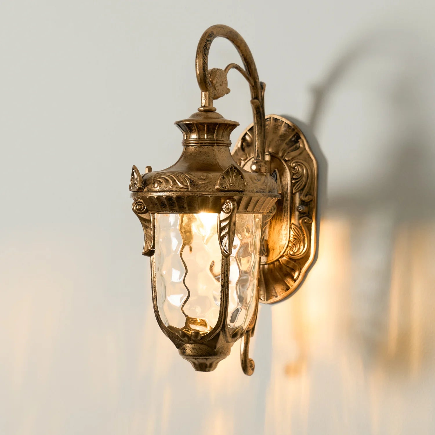 Heritage Outdoor Wall Lamp - Yiarolight