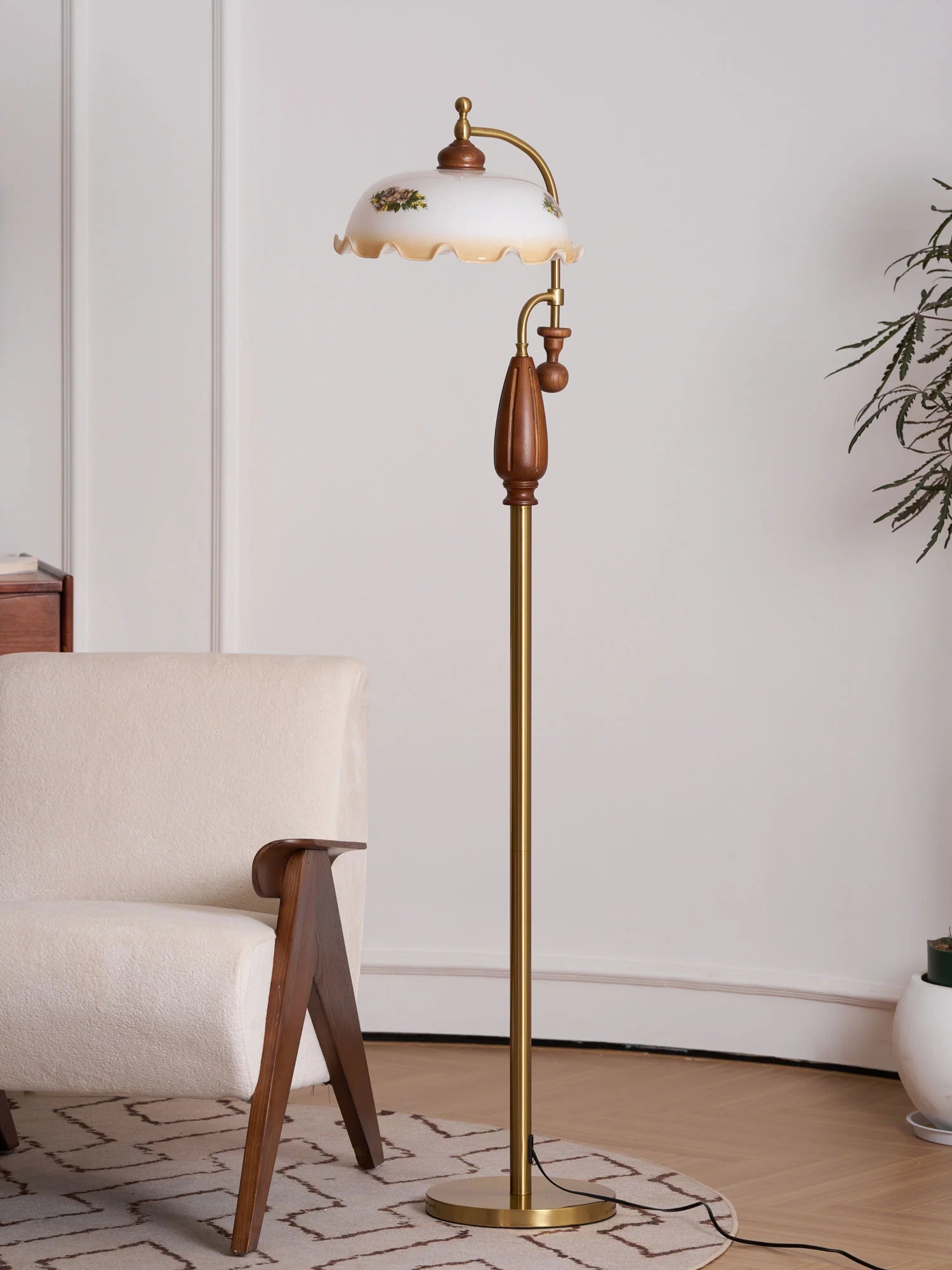 Heritage Bloom Floor Lamp