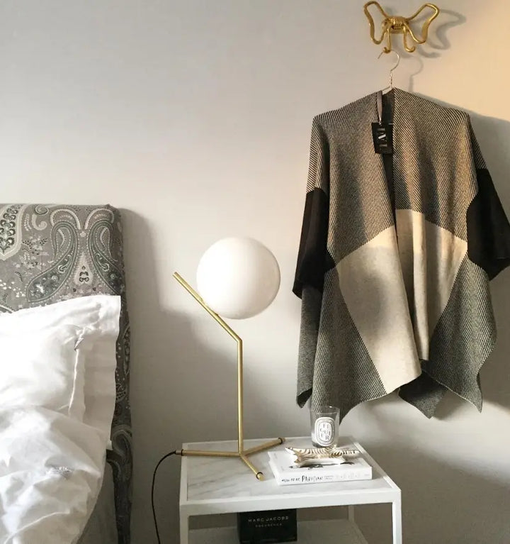 IC Lights Table Lamp