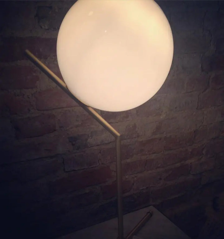 IC Lights Table Lamp