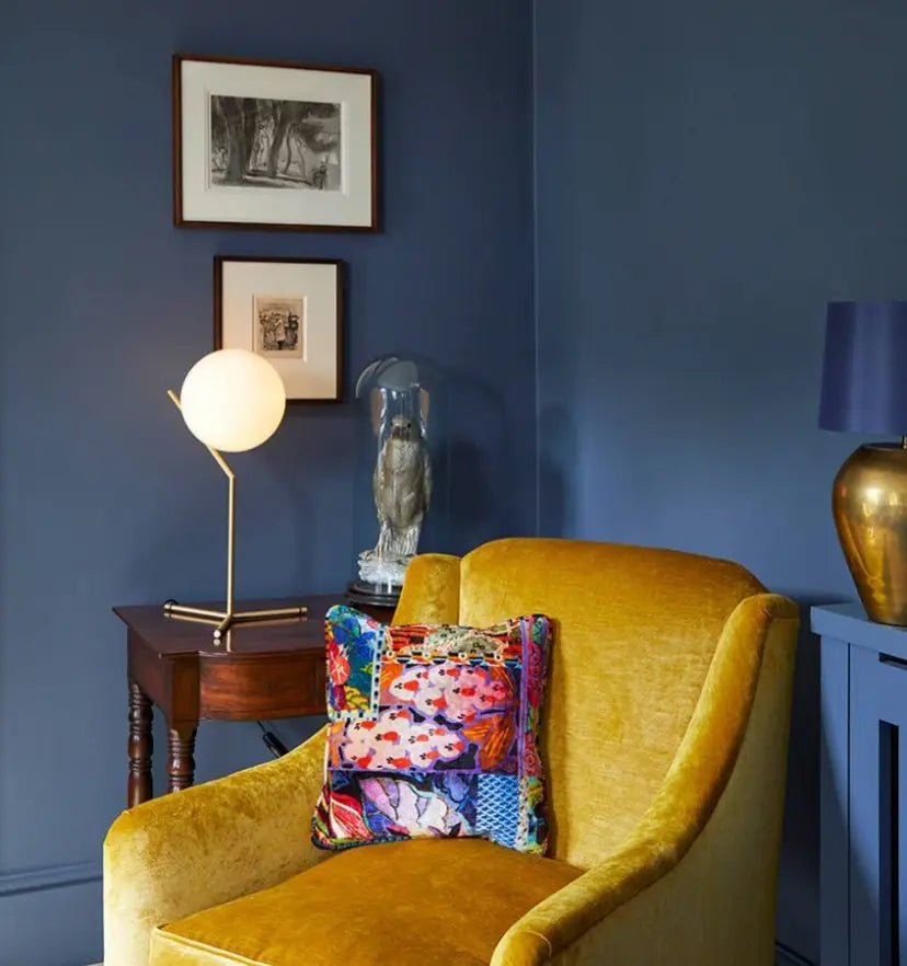 IC Lights Table Lamp