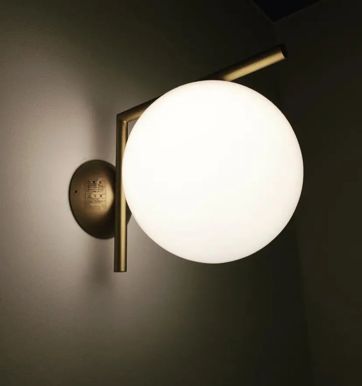 IC Wall Light