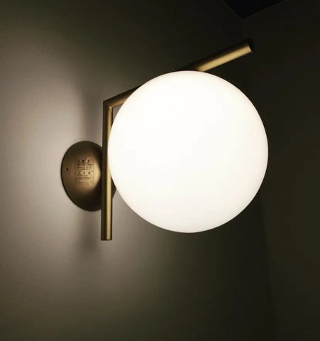 IC Wall Light