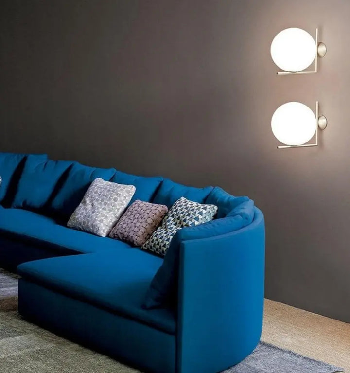 IC Wall Light
