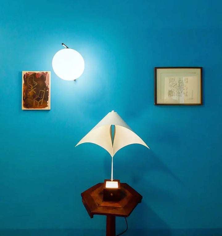 IC Wall Light